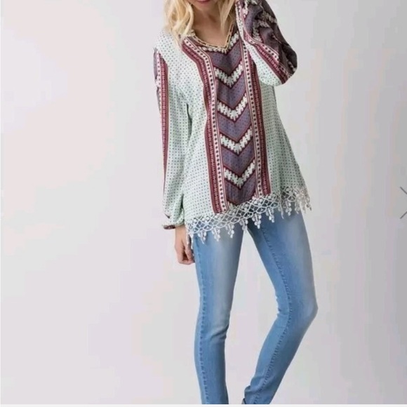 BKE Tops - BKE Aztec Patterned Long Sleeve Top